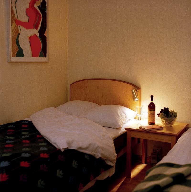 Nynaesgarden Hotell & Konferens Нюнэсхамне Экстерьер фото